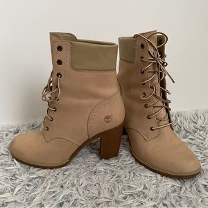 Timberland Earthkeepers leather heeled boots with shoelaces size 9